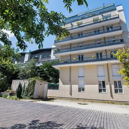 Le Clichyc Apartman *